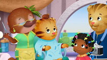 Daniel Tiger's Neighborhood - Episode 10 - Daniel's First Haircut