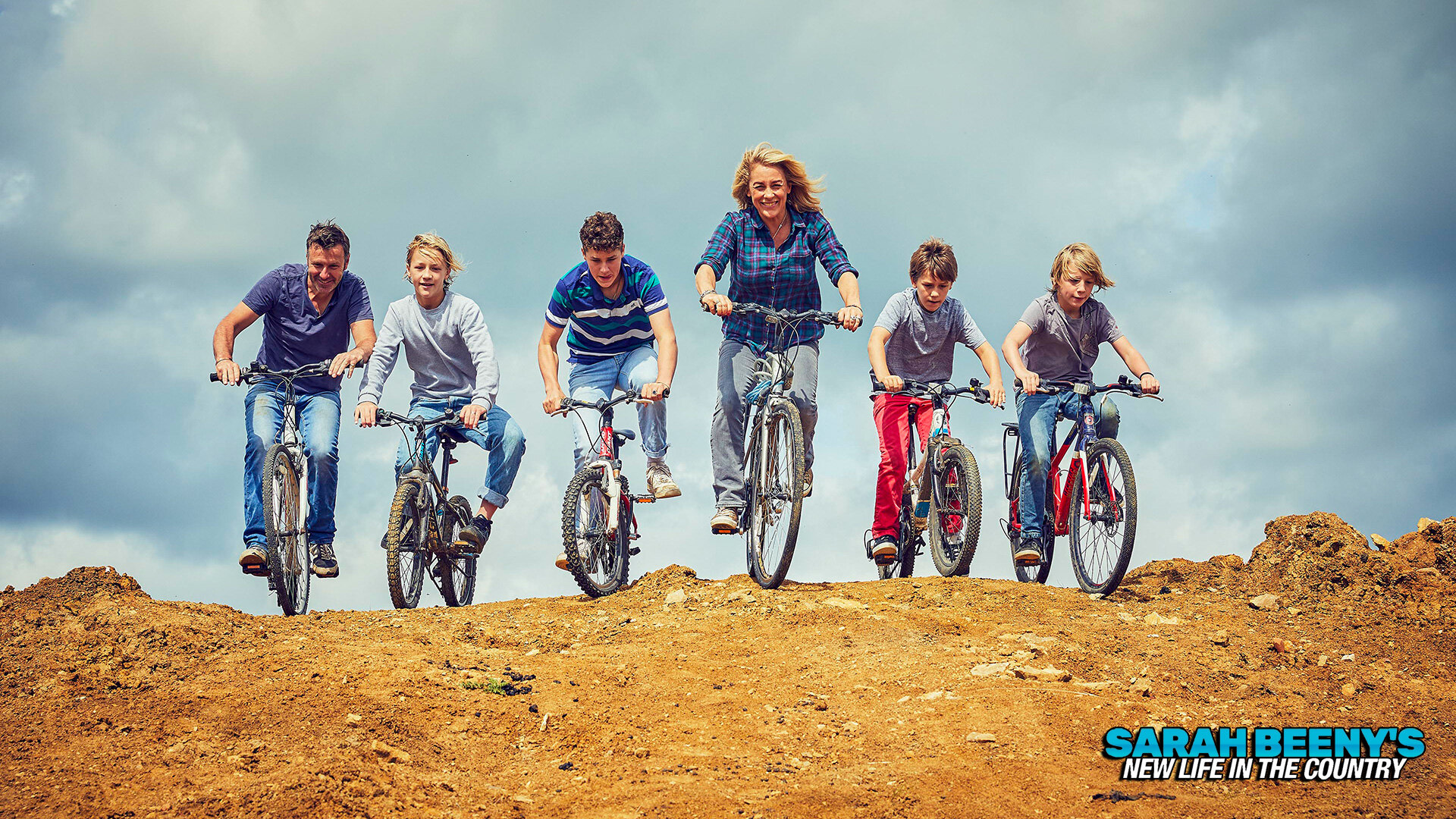 Sarah Beeny's New Life In The Country Sarah Beeny's New Life in the Country (TV Series 2020 - Now)