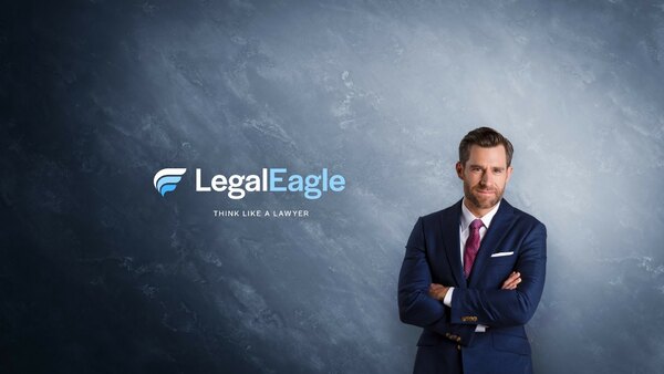 LegalEagle - S01E01