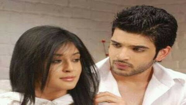 Watch Kitani Mohabbat Hai Season 1 All Episodes Kitani Mohabbat Hai Season 1 Episode 1