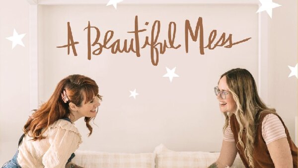 A Beautiful Mess (Podcast) - S2024E228 - #228: Listener Questions - Sister Edition