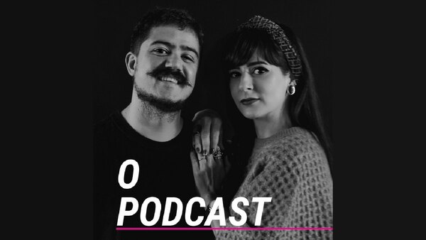 O Podcast com Paulo Cuenca e Dani Noce - S2019E32 - #32 O impresso morreu? | com Helena Galante