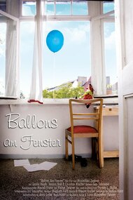 Ballons am Fenster