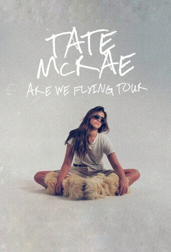 Tate McRae - tour diaries